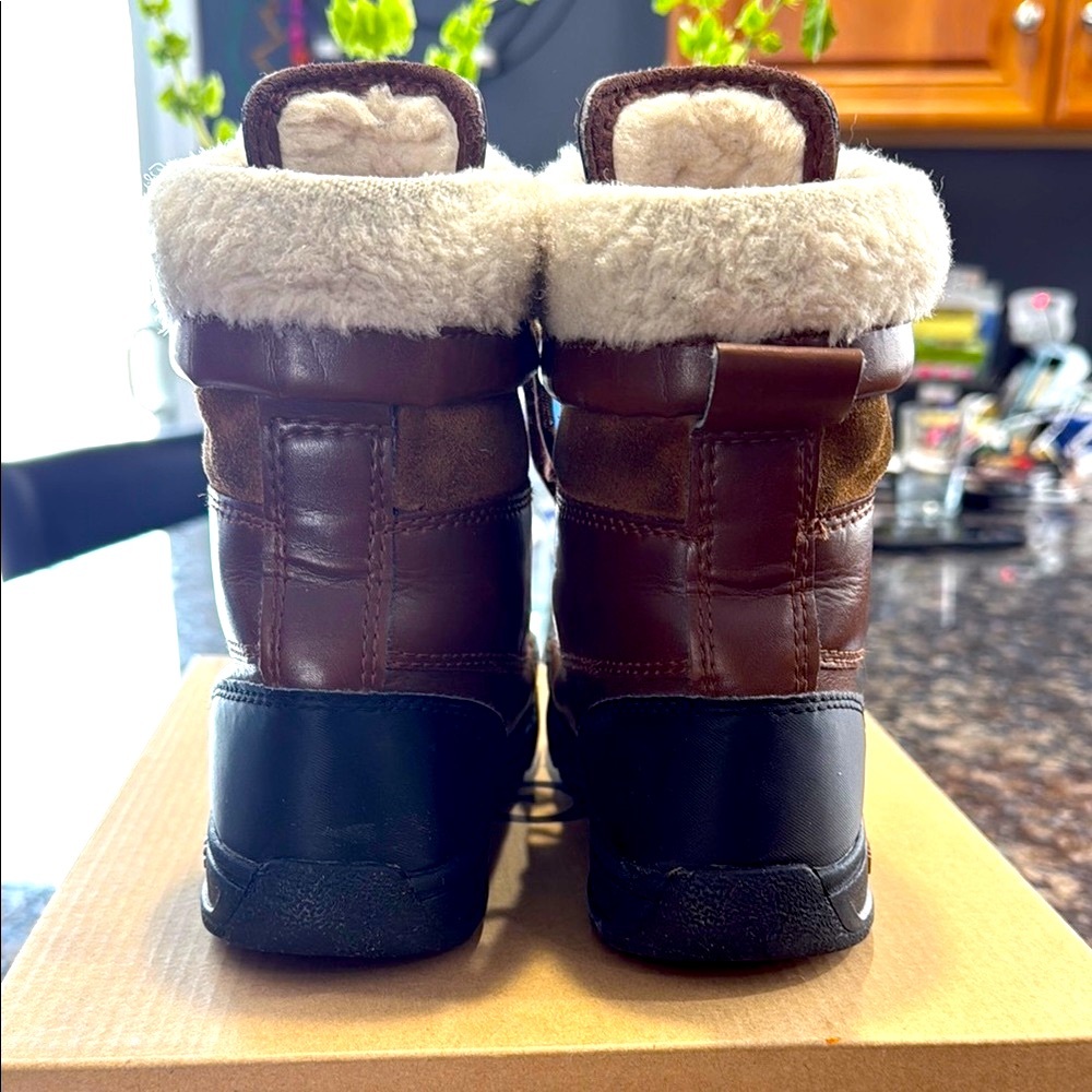 UGG Kid Butte II CWR Chestnut Leather Wool Snow Winter Boots - Picture 4 of 5